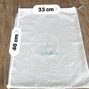 Stella & Dot Cream Drawstring Pouch